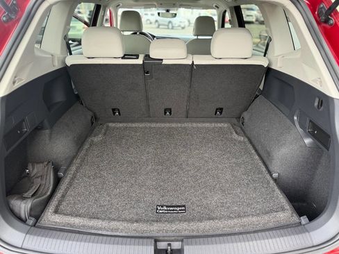 Used 2019 Volkswagen Tiguan SE AWD/4WD image 13