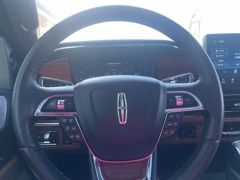 Certified 2024 Lincoln Navigator L Reserve AWD/4WD image 27