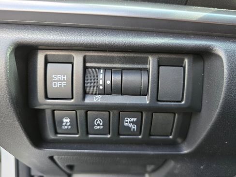 Used 2023 Subaru Crosstrek 2.5i Limited AWD/4WD image 26