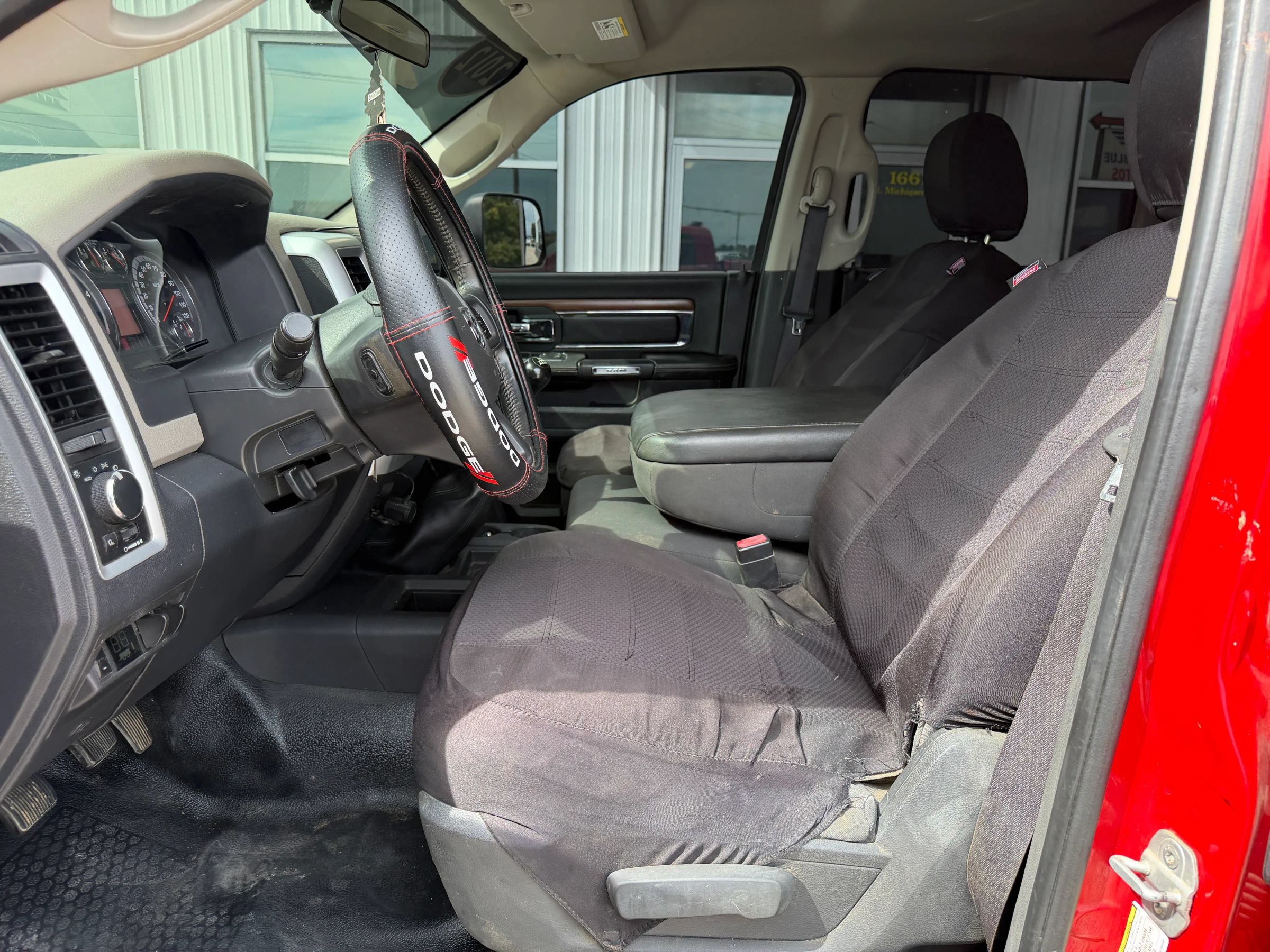Used 2012 RAM 5500 SLT RWD image 13