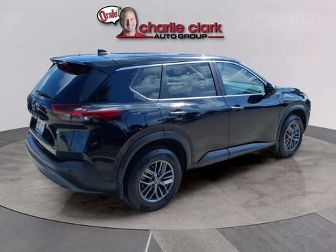 Used 2023 Nissan Rogue S FWD image 5
