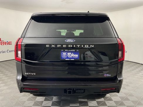 New 2026 Ford Expedition Active RWD image 4