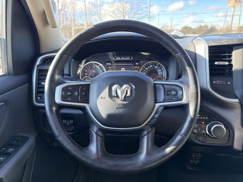 Used 2019 RAM 1500 Big Horn image 14