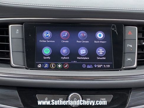 Used 2021 Buick Enclave Premium image 26