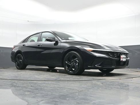 New 2026 Hyundai Elantra SEL Sport image 42