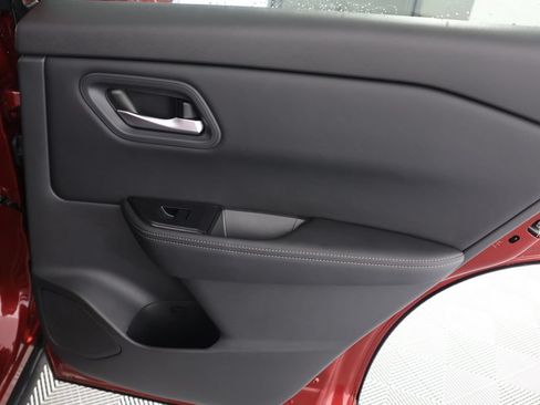 Used 2026 Nissan Rogue SV w/ Cold Weather Package FWD image 27