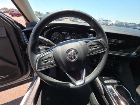 Used 2023 Buick Envision Avenir AWD/4WD image 9