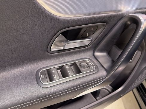 Used 2022 Mercedes-Benz A 220 4MATIC image 12