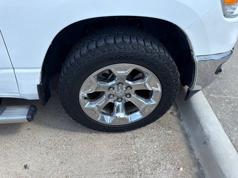 Used 2019 RAM 1500 Big Horn RWD image 16
