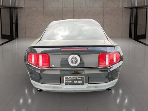 Used 2012 Ford Mustang Coupe RWD image 6