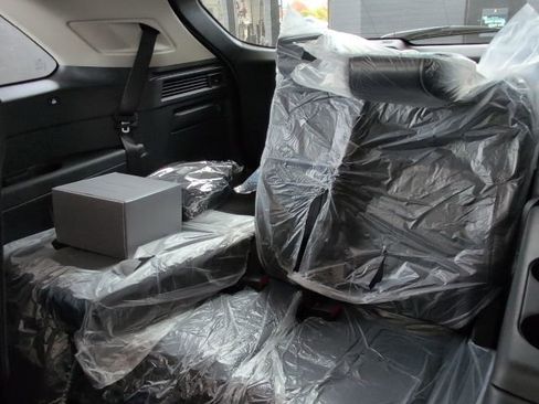 New 2026 MAZDA CX-90 3.3 Turbo w/ Premium Sport Pkg image 9