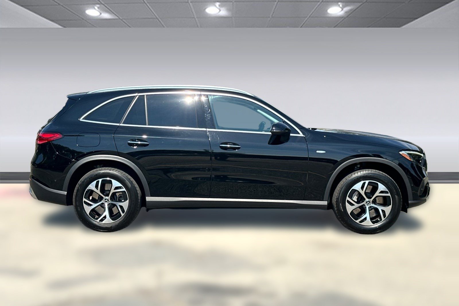 Certified 2025 Mercedes-Benz GLC 350e 4MATIC image 8