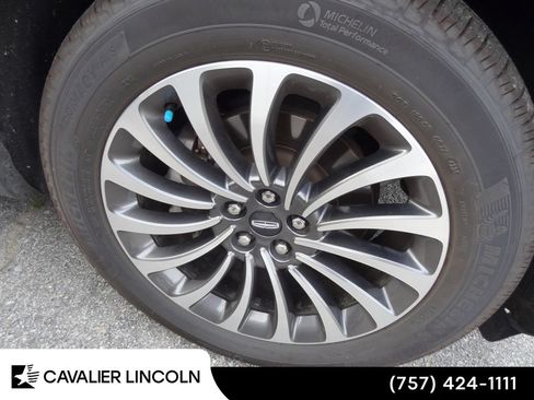 Used 2023 Lincoln Aviator Reserve w/ Elements Package Plus RWD image 12