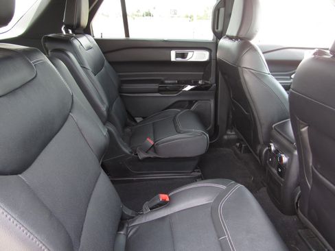 Used 2023 Ford Explorer ST w/ Equipment Group 401A image 12