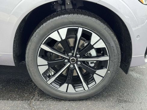 New 2026 Volvo XC60 B5 Plus w/ Protection Package Premier image 25