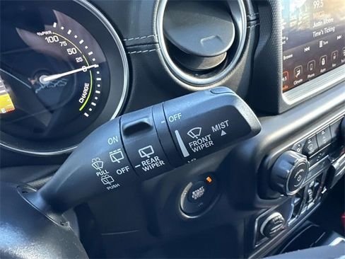 Used 2022 Jeep Wrangler Unlimited Sahara w/ Cold Weather Group image 65