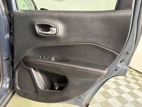 Used 2018 Jeep Compass Trailhawk w/ Leather Interior Group image 17