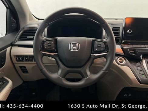 Used 2025 Honda Odyssey EX-L image 12