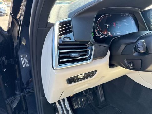 Used 2022 BMW X5 xDrive40i w/ M Sport Package image 23