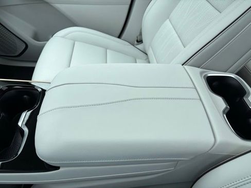 New 2026 Buick Enclave Avenir w/ Super Cruise Package AWD/4WD image 30
