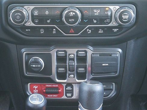 Used 2021 Jeep Gladiator Rubicon image 20