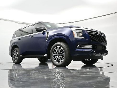 New 2025 Nissan Armada SL w/ Captain's Chari Seat Package image 40