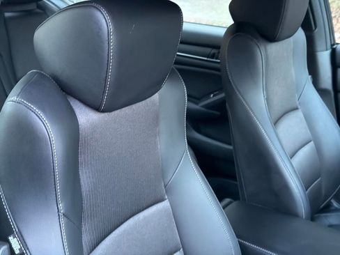 Used 2022 Honda Accord Sport image 9