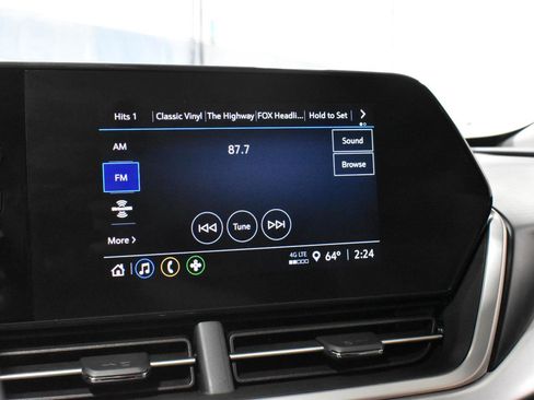Used 2024 Chevrolet Trax LS w/ Driver Confidence Package FWD image 16