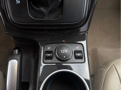 Used 2015 Ford Escape Titanium FWD image 19