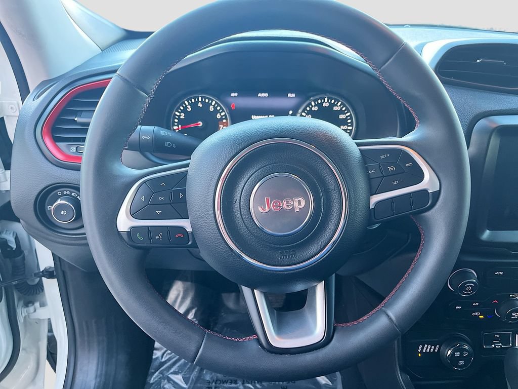 Used 2023 Jeep Renegade Trailhawk AWD/4WD image 11