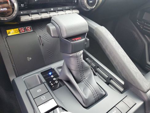 New 2026 Toyota Tacoma TRD Off-Road AWD/4WD image 30