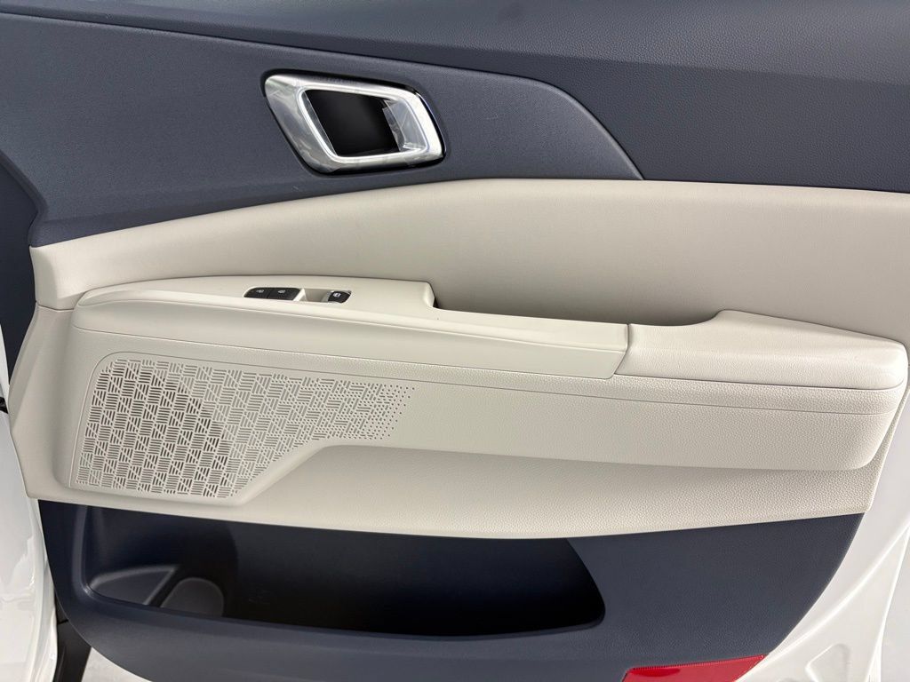 New 2026 Kia Carnival EX FWD image 49