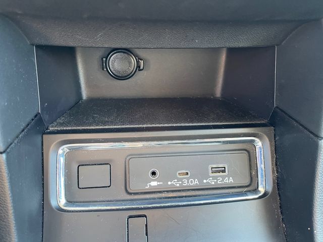 Used 2024 Subaru Ascent Premium w/ Convenience Package AWD/4WD image 23