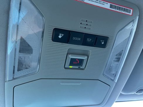 Used 2023 Toyota RAV4 LE image 31