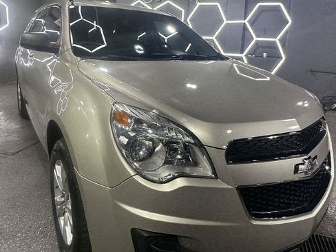 Used 2015 Chevrolet Equinox LS AWD/4WD image 9