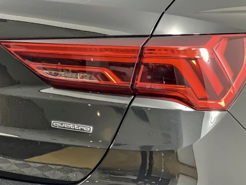 Used 2025 Audi Q3 2.0T Premium image 25