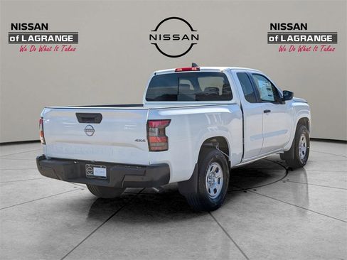 New 2026 Nissan Frontier S image 5
