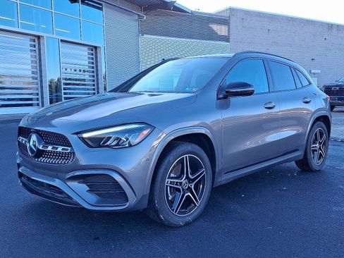 New 2025 Mercedes-Benz GLA 250 4MATIC image 3