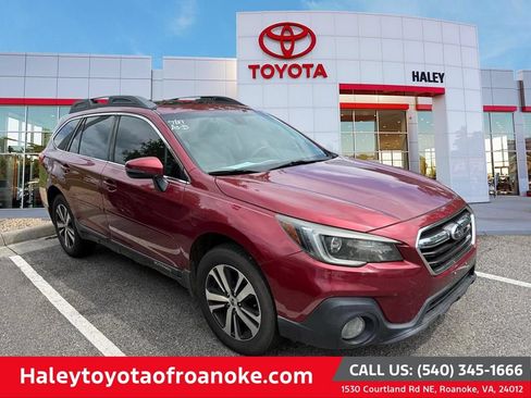 Used 2018 Subaru Outback 2.5i Limited AWD/4WD image 1
