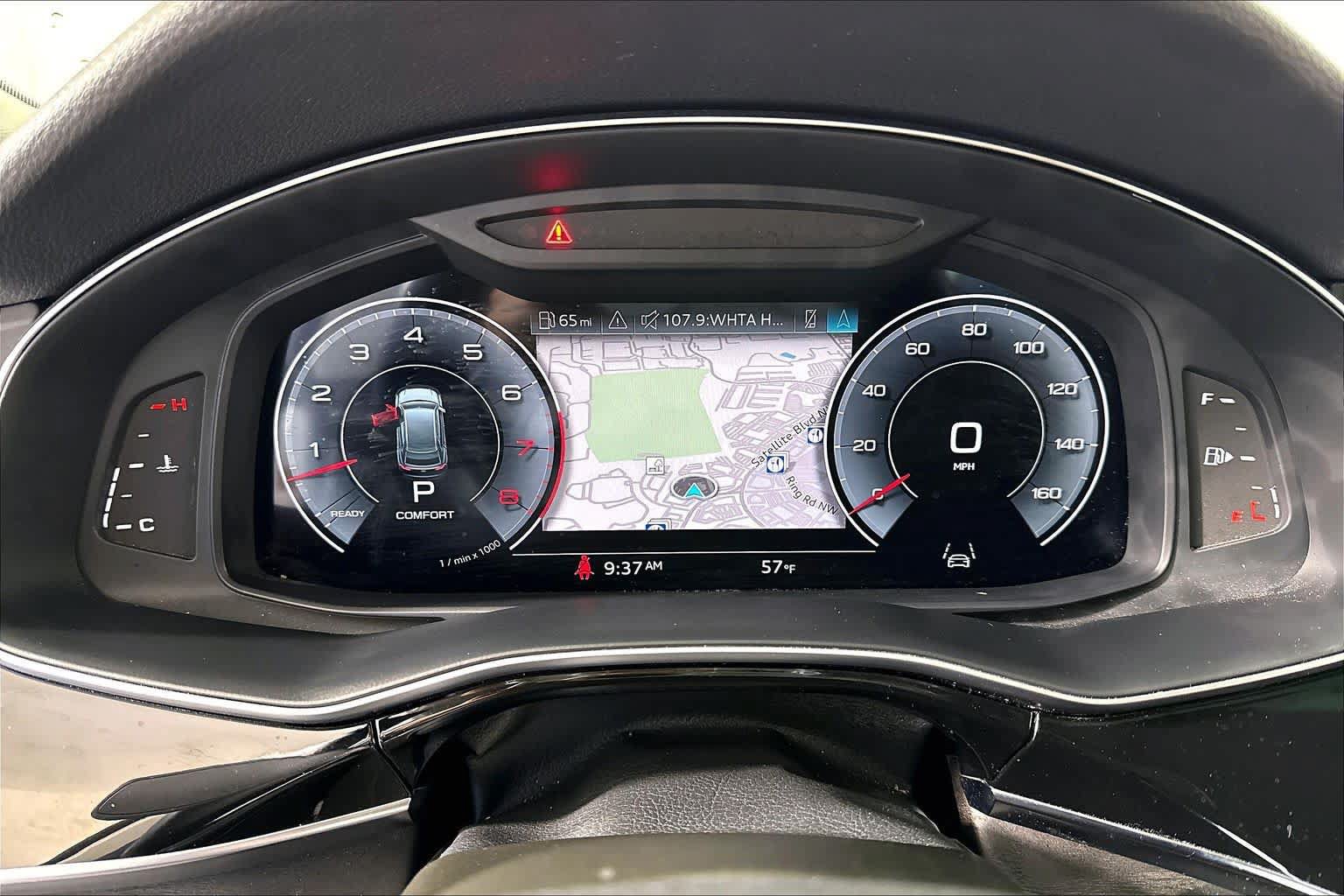 Used 2022 Audi Q8 Premium Plus AWD/4WD image 25