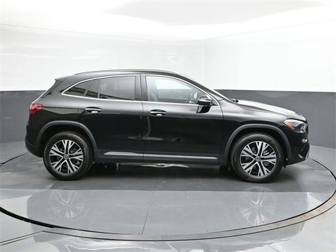 New 2025 Mercedes-Benz GLA 250 4MATIC image 26