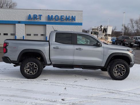 Used 2024 Chevrolet Colorado ZR2 w/ Safety Package image 7