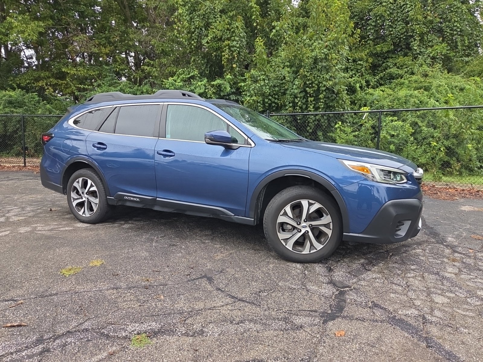 Used 2022 Subaru Outback Limited AWD/4WD image 3