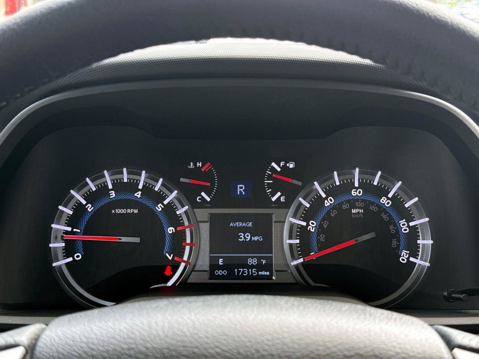 Used 2019 Toyota 4Runner SR5 AWD/4WD image 29