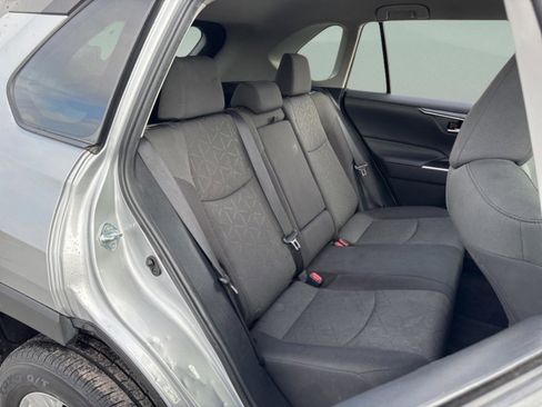 Certified 2021 Toyota RAV4 XLE image 30