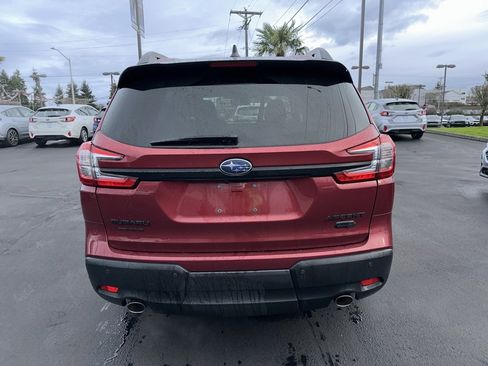 Used 2023 Subaru Ascent Onyx Edition Limited image 4