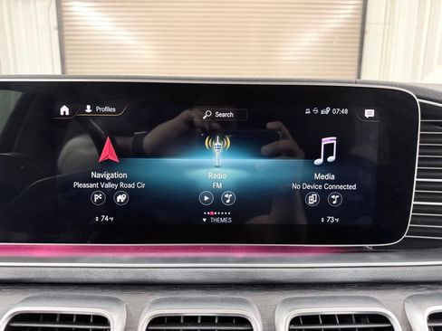 Used 2022 Mercedes-Benz GLS 450 4MATIC image 23