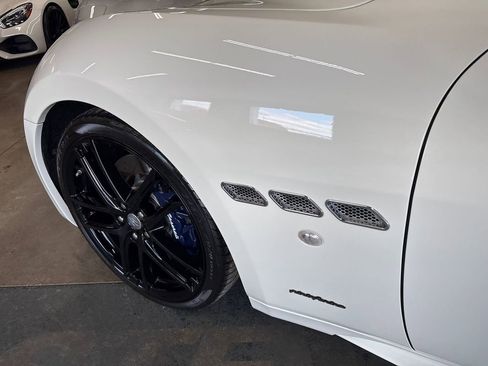 Used 2018 Maserati GranTurismo Sport image 27