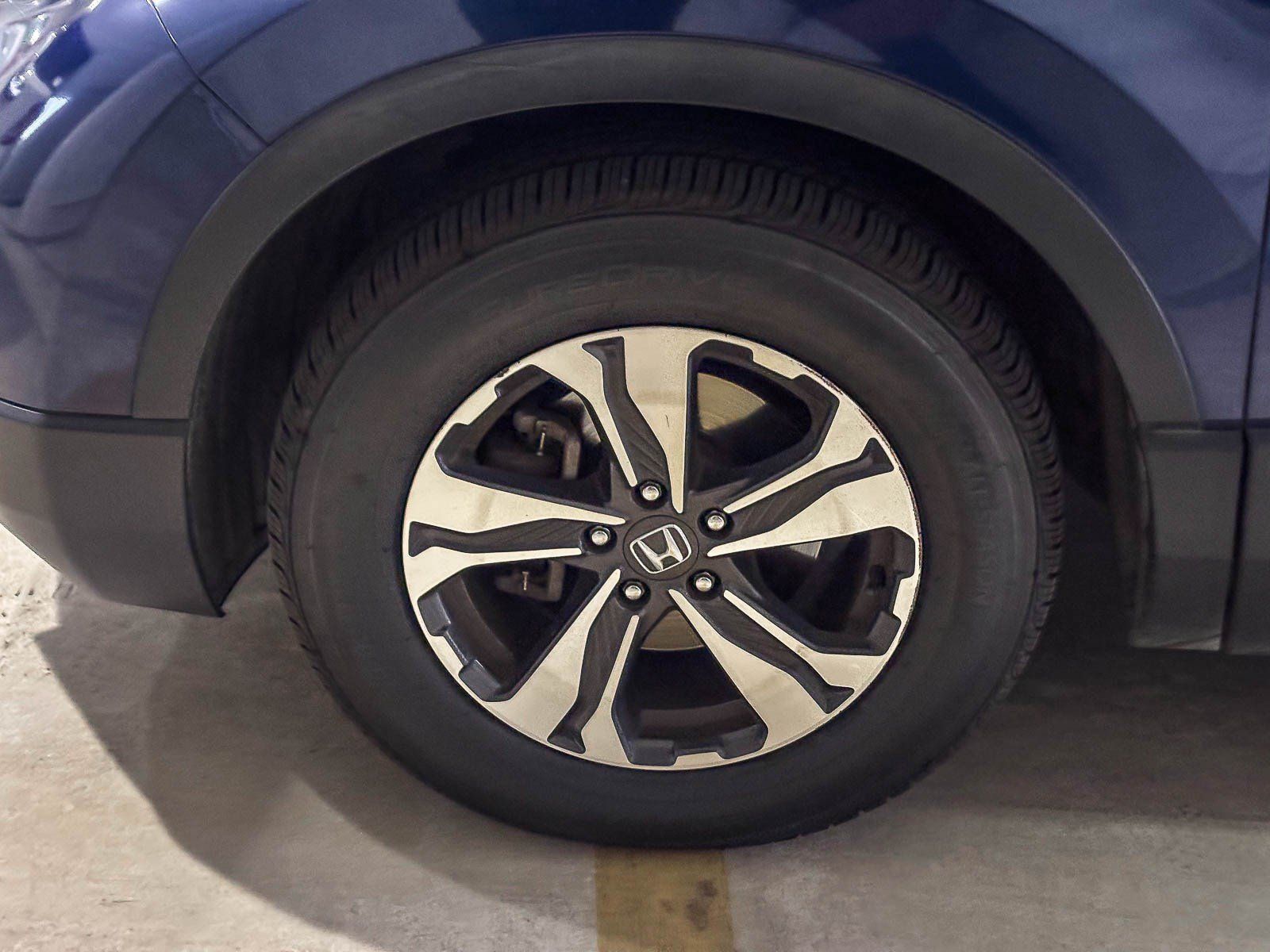 Used 2019 Honda CR-V LX image 10