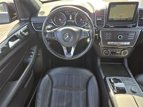 Used 2018 Mercedes-Benz GLE 350 4MATIC image 13